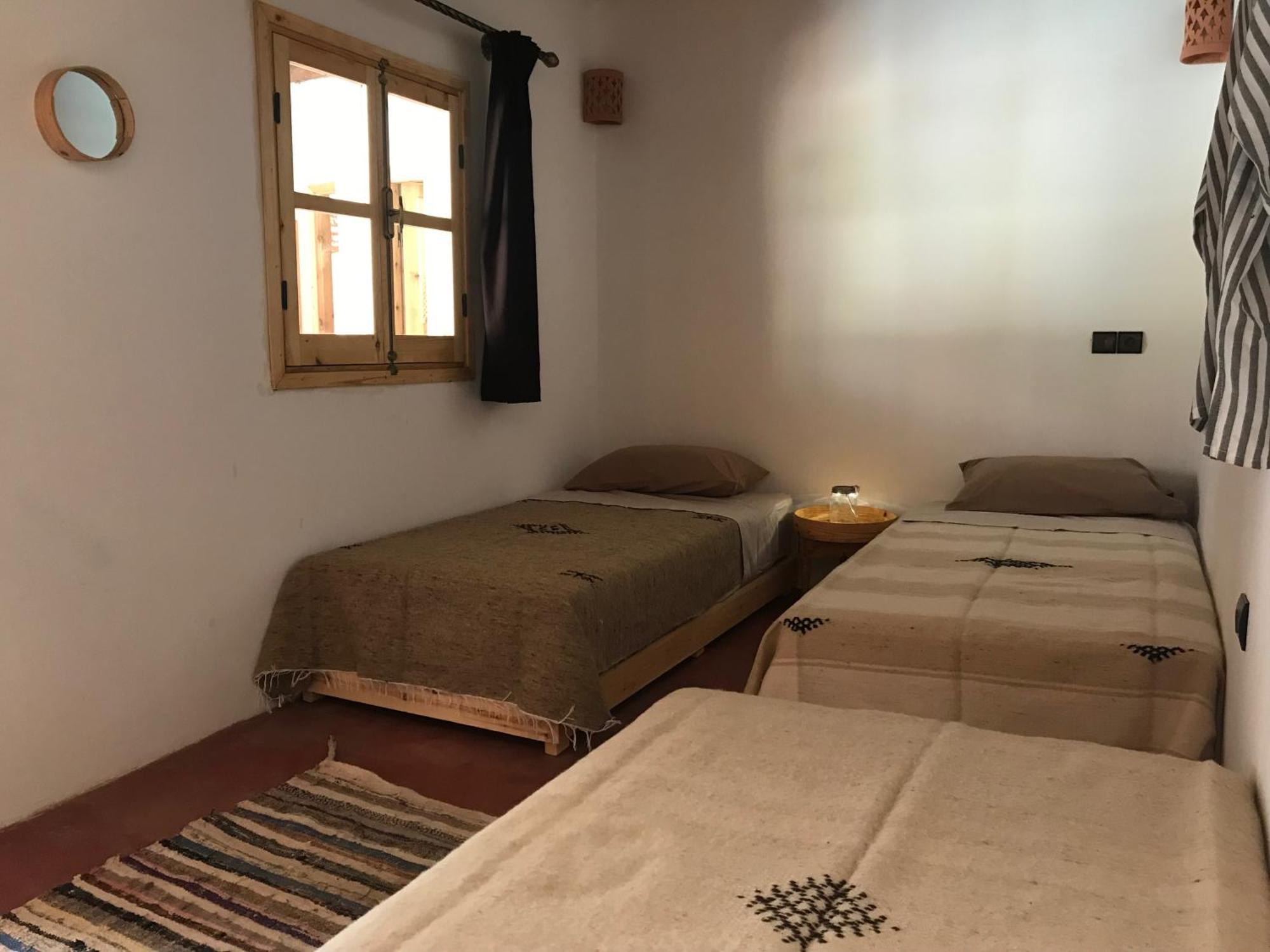 Amlougui House Bed & Breakfast Asgaour Екстериор снимка